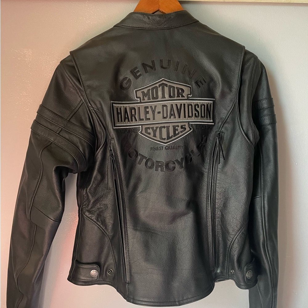 Women’s Harley Davidson leather jacket